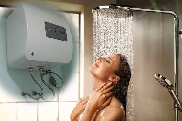 Không bật bình nóng lạnh trong lúc tắm Tiết kiệm điện gấp 3 lần nhờ 5 mẹo sử dụng bình nóng lạnh