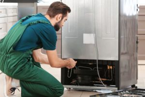 Tủ lạnh bị rò điện – Nguyên nhân và cách khắc phục